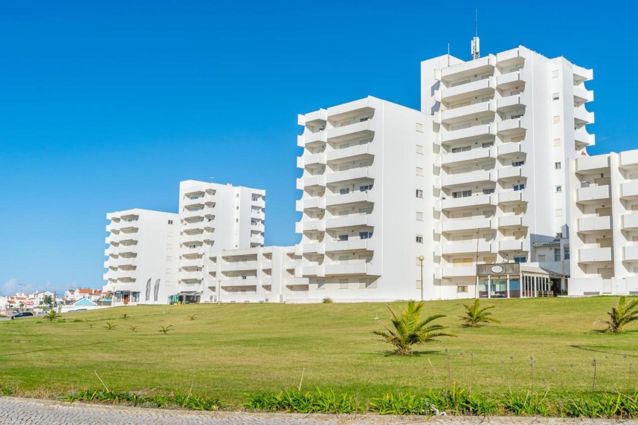 Baleal Balcony Apartment Ferrel  Bagian luar foto