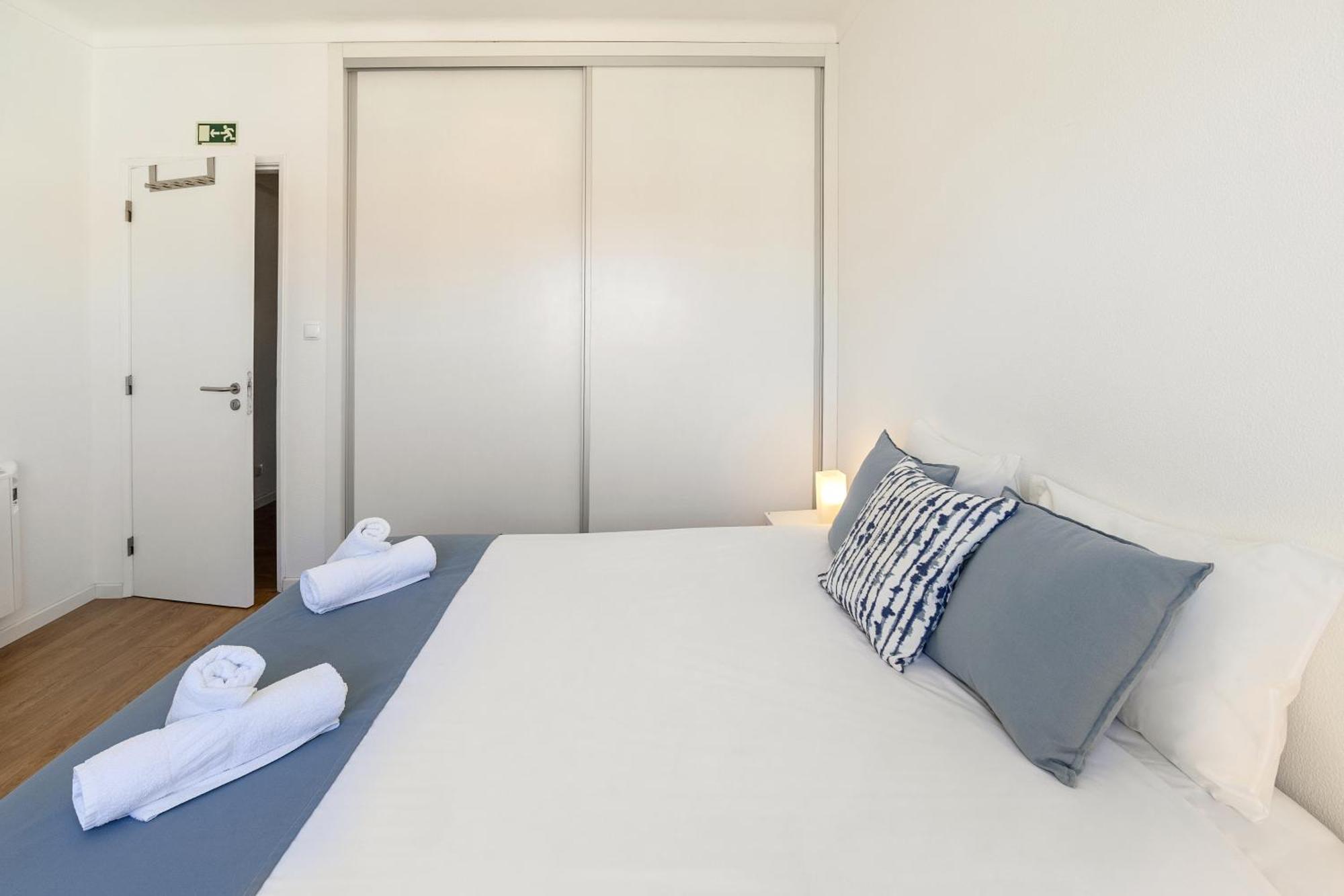 Baleal Balcony Apartment Ferrel  Bagian luar foto